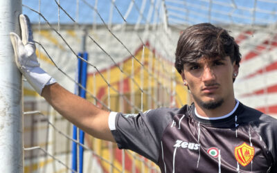 Salvatore Tedesco a difendere i pali della porta della Polisportiva Santa Maria